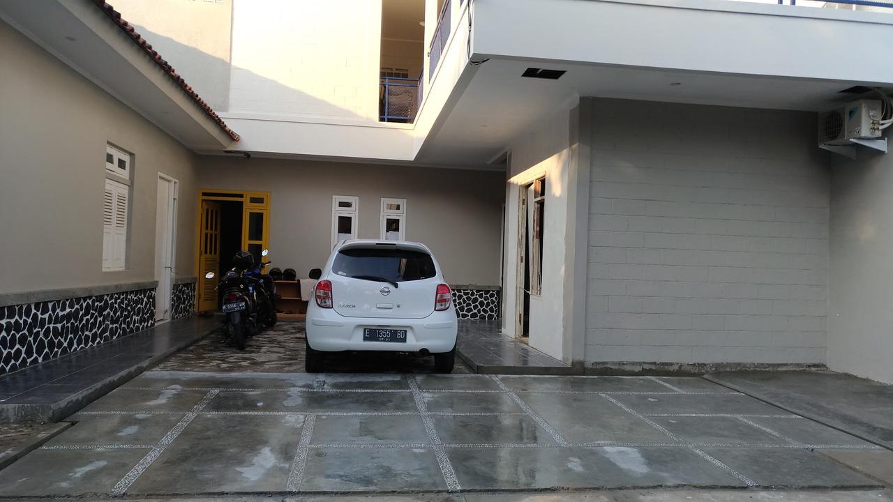 Roemah Kesambi Hotel Cirebon Kültér fotó
